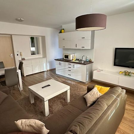 2 Room Apartment With Balcony 255, Apartmany Liptov Ліптовський Мікулаш Екстер'єр фото