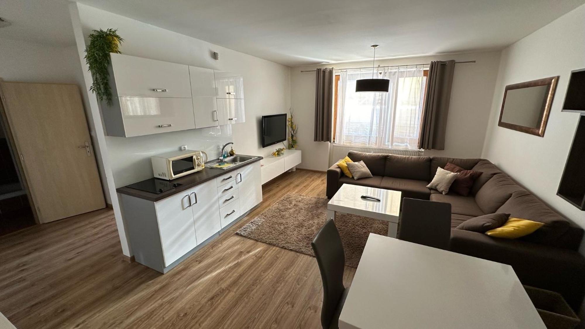 2 Room Apartment With Balcony 255, Apartmany Liptov Ліптовський Мікулаш Екстер'єр фото